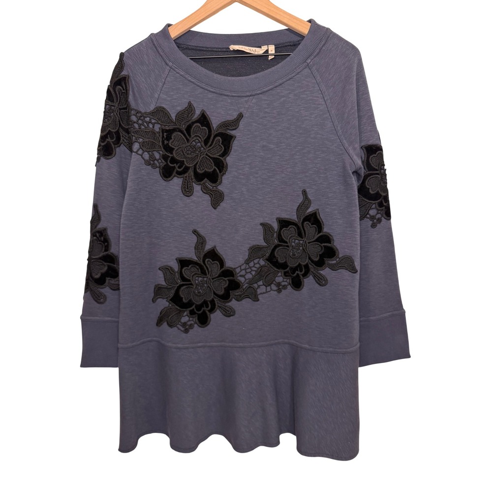 Soft Surroundings‎ Evie Tunic Sweatshirt Size M Floral Lace Applique Embroidered
